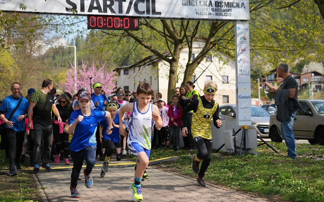 Letošní Osmička odstartovala v Perštejně, příští týden se přesouvá na Vroutecko